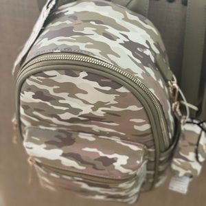 Mini backpack 🤗with detachable hand sanitizer🙏🏻